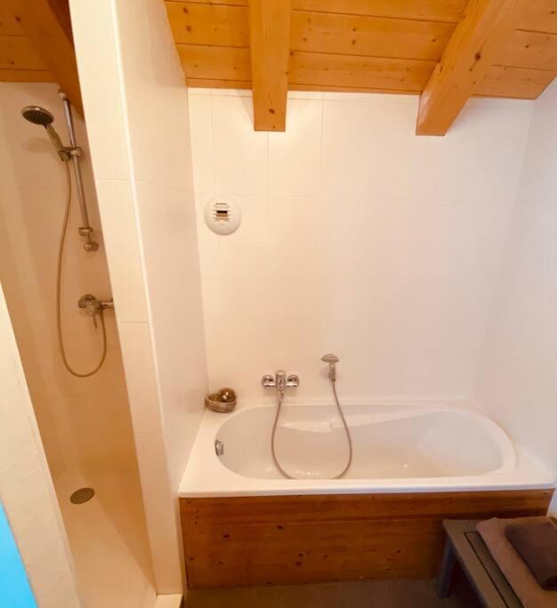 Chalet La Grange Seytroux Экстерьер фото